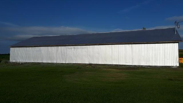 Peinture toiture tôle hangar ferme Québec